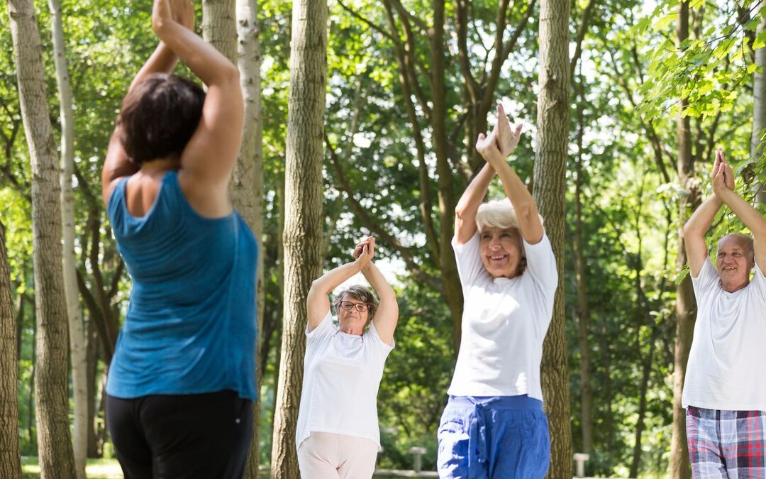 How to stay active at home – Exercises for older people