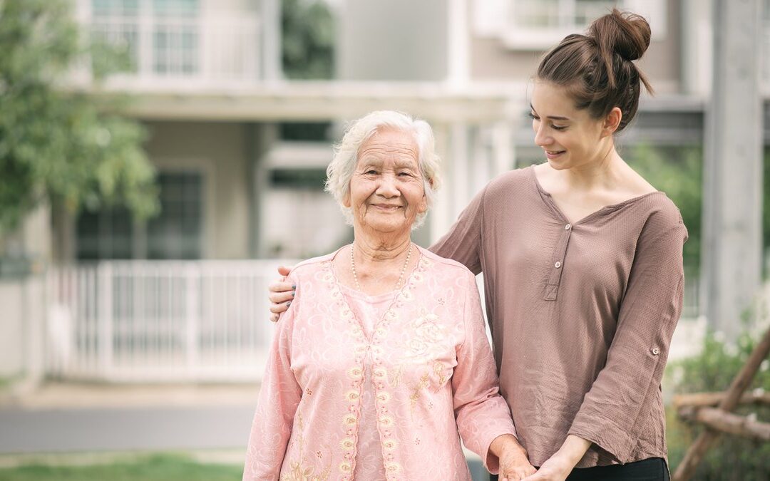 ‘Mask up, look down’ to reduce risk of falls, urge physiotherapists